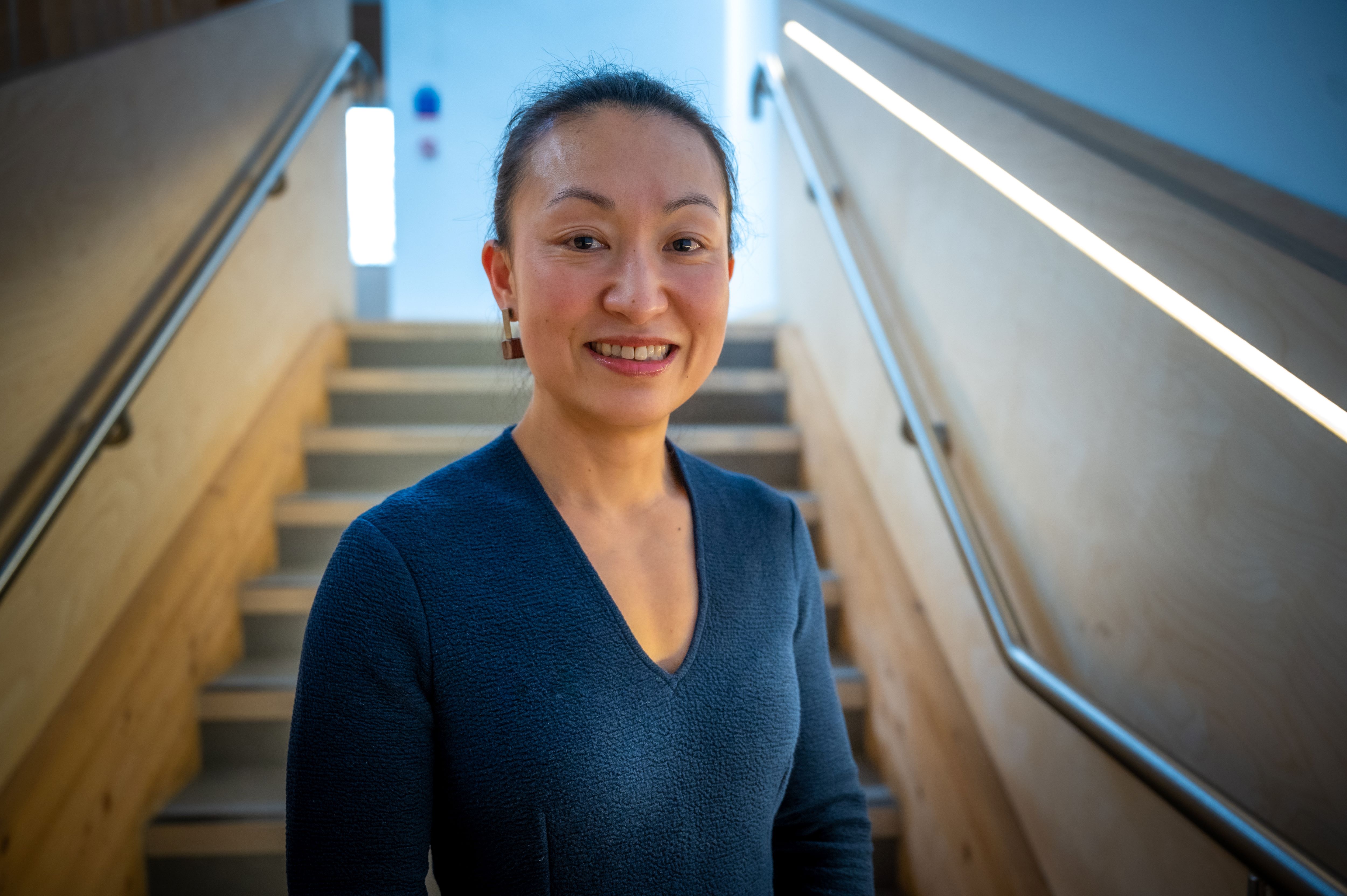 Professional headshot photo of Prof Sheng Qi